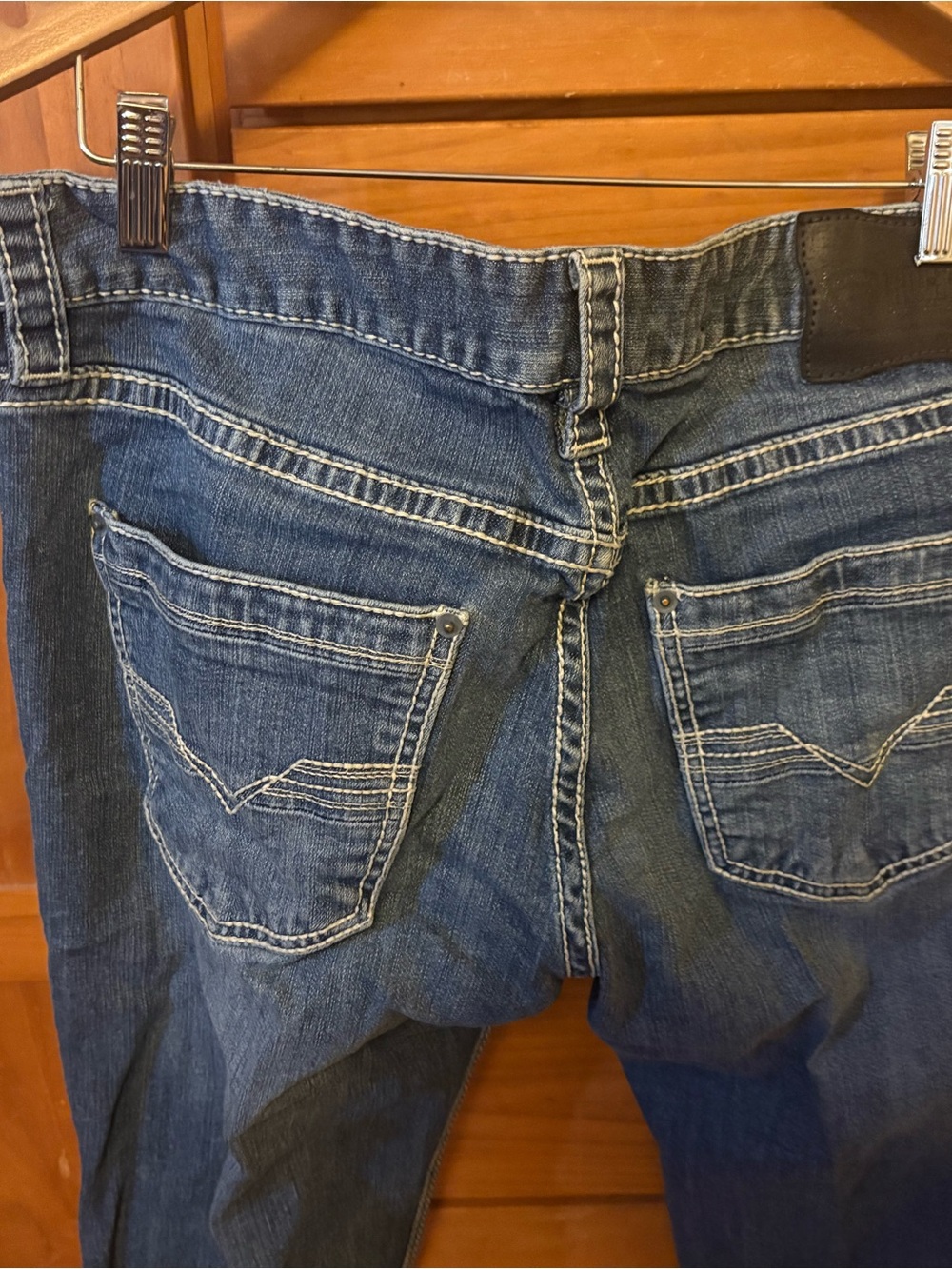 Rock and Roll Men's Straight Leg Jeans in Faded Blue Wash - Picture 8 of 11